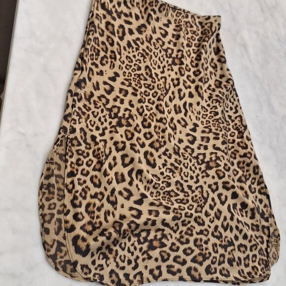 Banana Republic 100% Silk Leopard Cheetah Satin Midi Skirt Slit Medium 8/10 - Picture 1 of 7